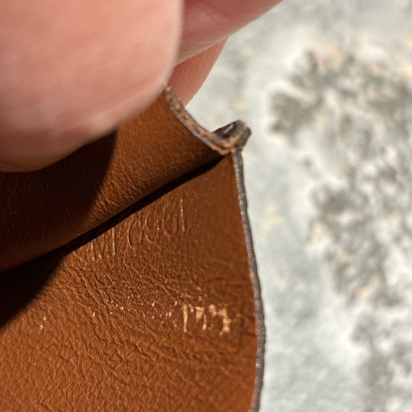 Louis Vuitton Monogram Poche Escapade Organizer Wallet - Picture 6 of 15